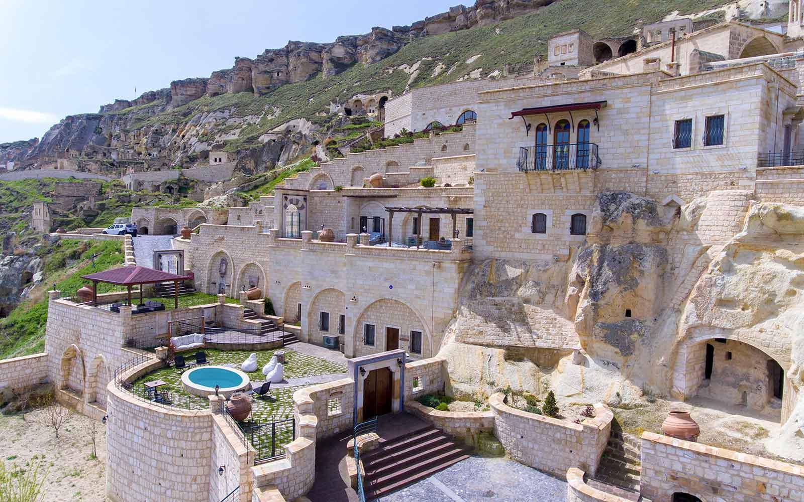1. Konak